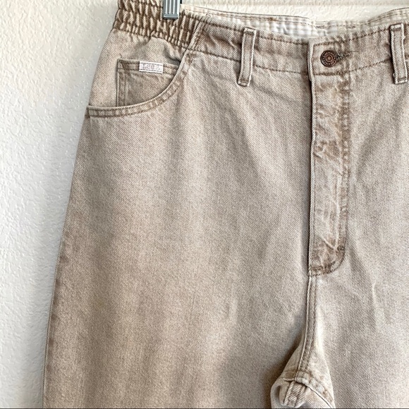 Vintage 90s Lee Beige Tan High Rise Mom Jeans - Picture 11 of 15